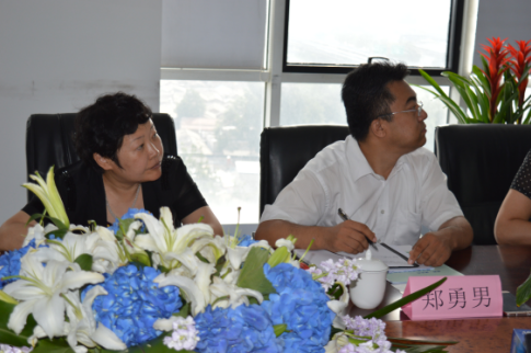 北京市委統(tǒng)戰(zhàn)部副部長、市工商聯(lián)書記鄭默杰一行蒞臨仟億達集團831999考察指導工作